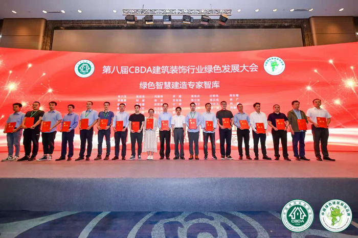 從“最佳合作供應商”到“智庫專家”，鵬鴻再添兩項新榮譽